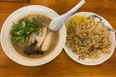 岡山下石井『麺屋大吉』豚骨醤油ラーメンと大盛りチャーハンセット！