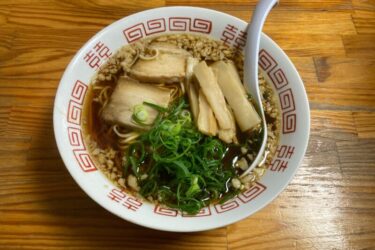 岡山駅前町『尾道ラーメンみおか』背脂と平打ち麺がたまらないラーメン！